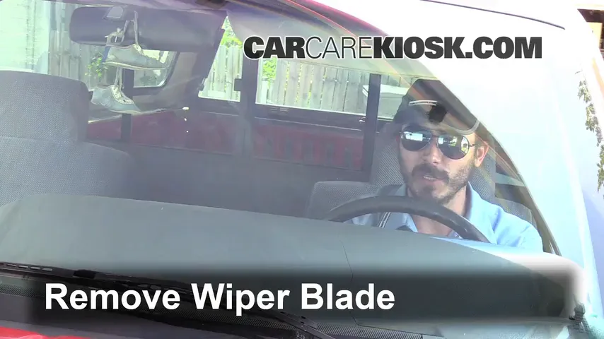 1995 Dodge Ram 1500 5.2L V8 Standard Cab Pickup Windshield Wiper Blade (Front) Replace Wiper Blades